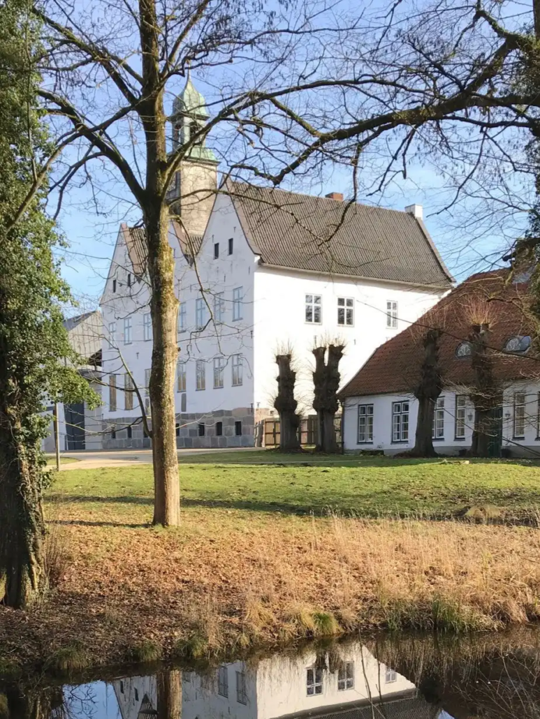 Kloster Nütschau, Gutshaus
