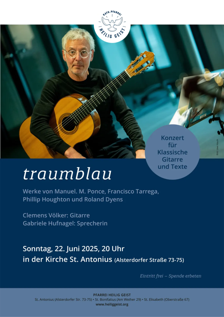 Clemens Völker spielt klassische Gitarre im Rahmen des Konzerts "traumblau" am 22. Juni 2025 In St. Antonius, Hamburg